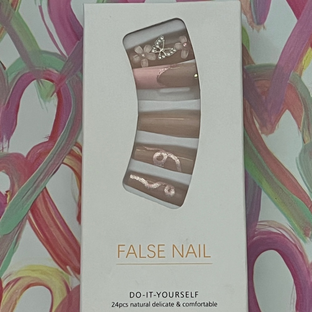 Super cute pink press on nails